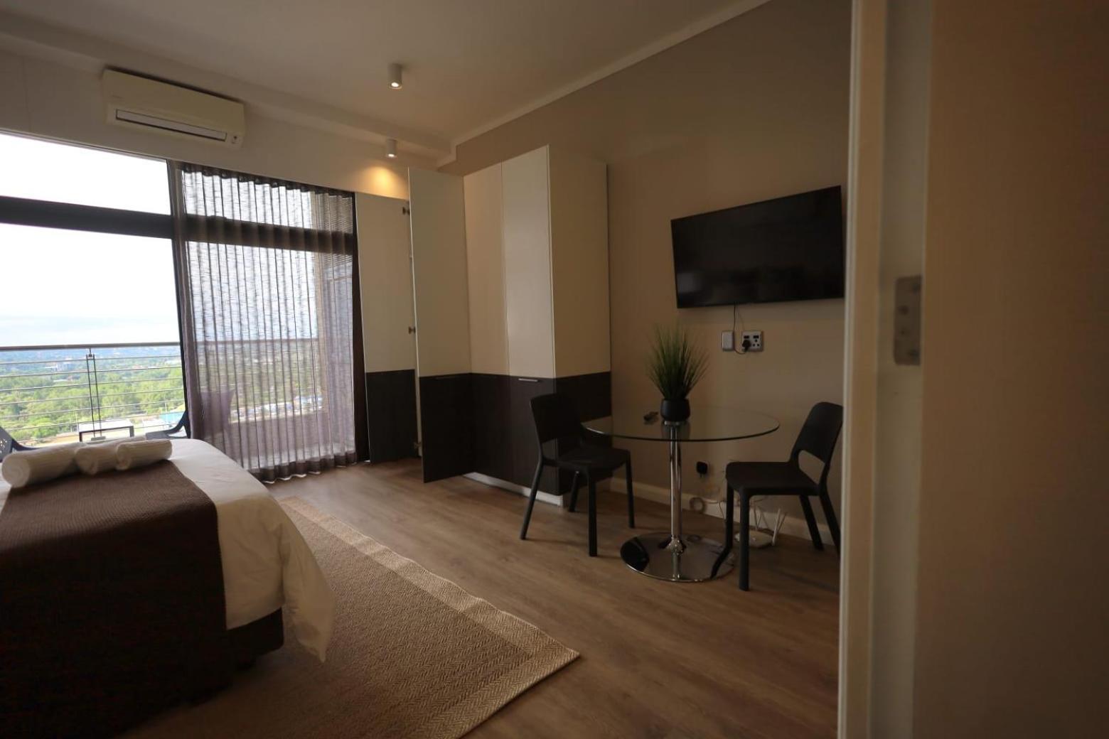 Menlyn Maine Luxury Rentals Pretoria Exterior photo